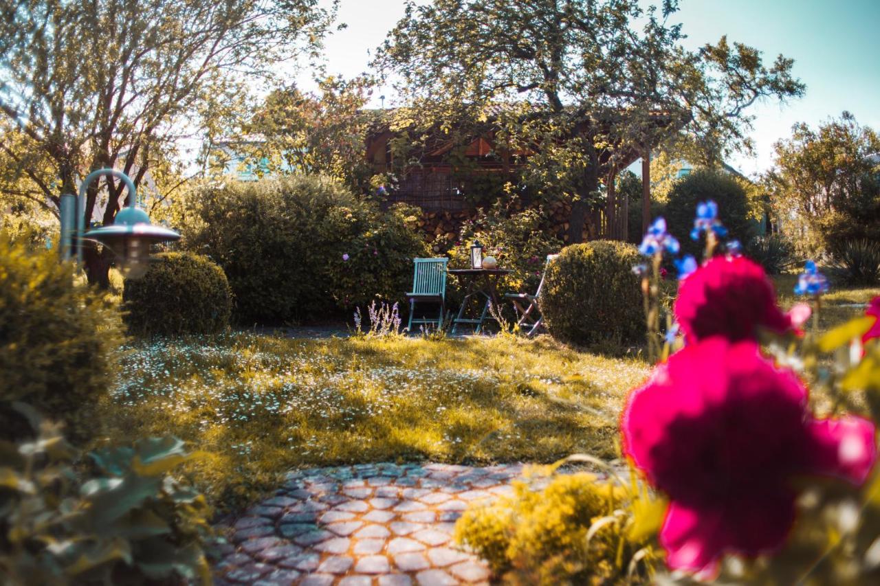 Bed & Breakfast Unter Den Linden Hungen Luaran gambar